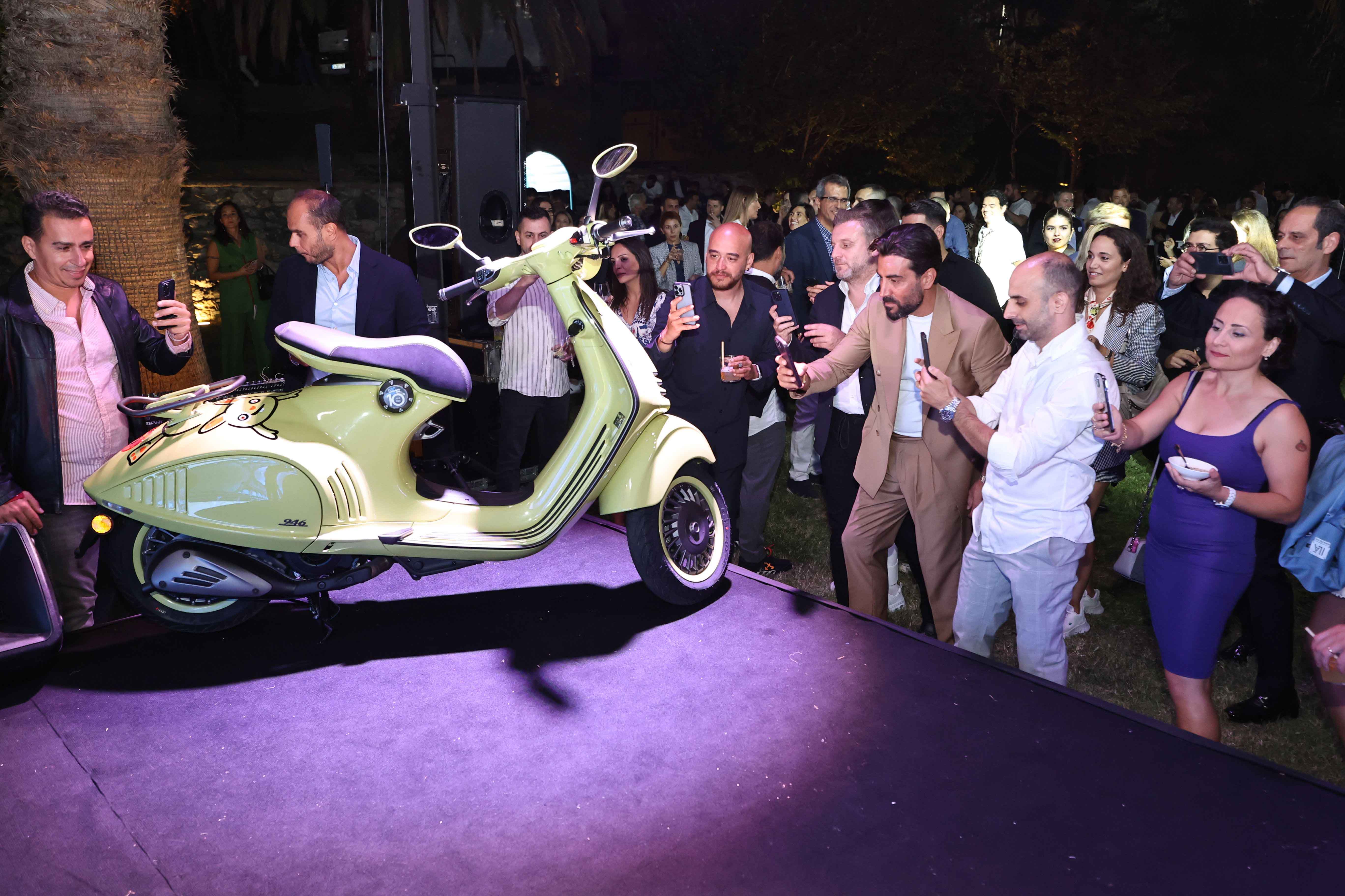 Konsoloslukta Vespa Gecesi!