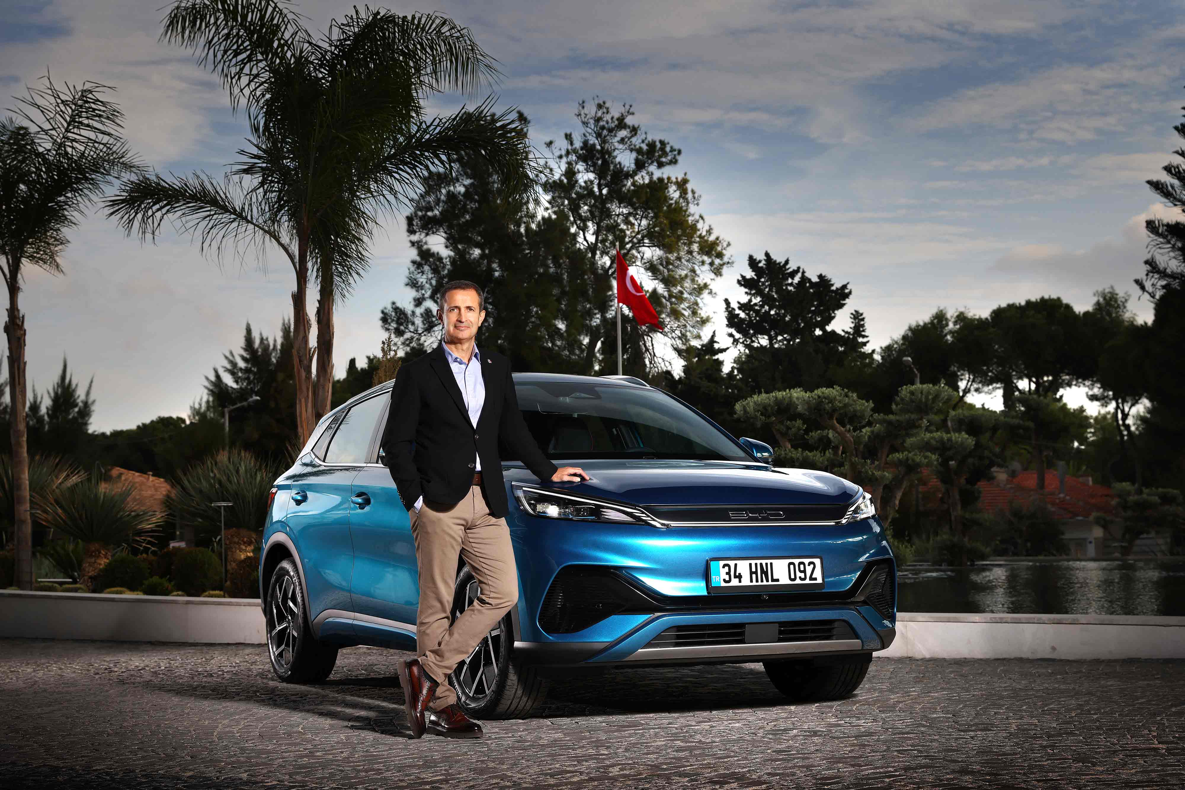 “Hedef elektrikli otomobil pazarında yüzde 10 payı aşmak”