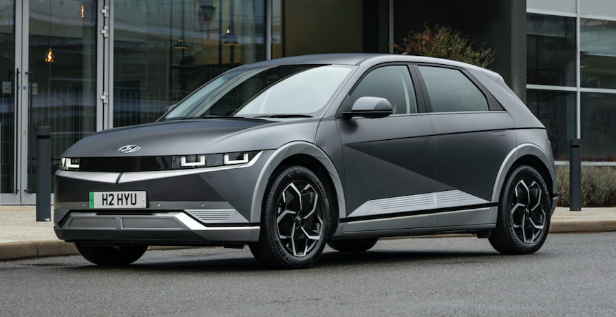 Hyundai IONIQ 5 Advance’i  Satışa Sundu.