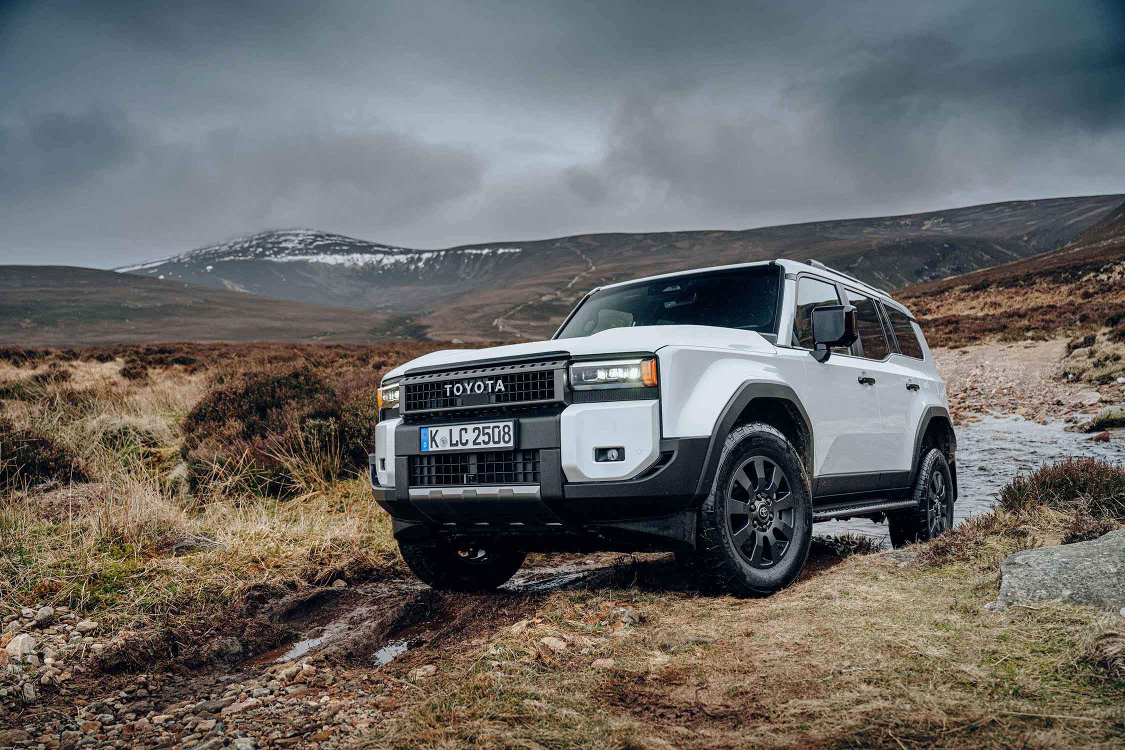 Yeni Toyota Land Cruiser 3. çeyrekte  Türkiye’de