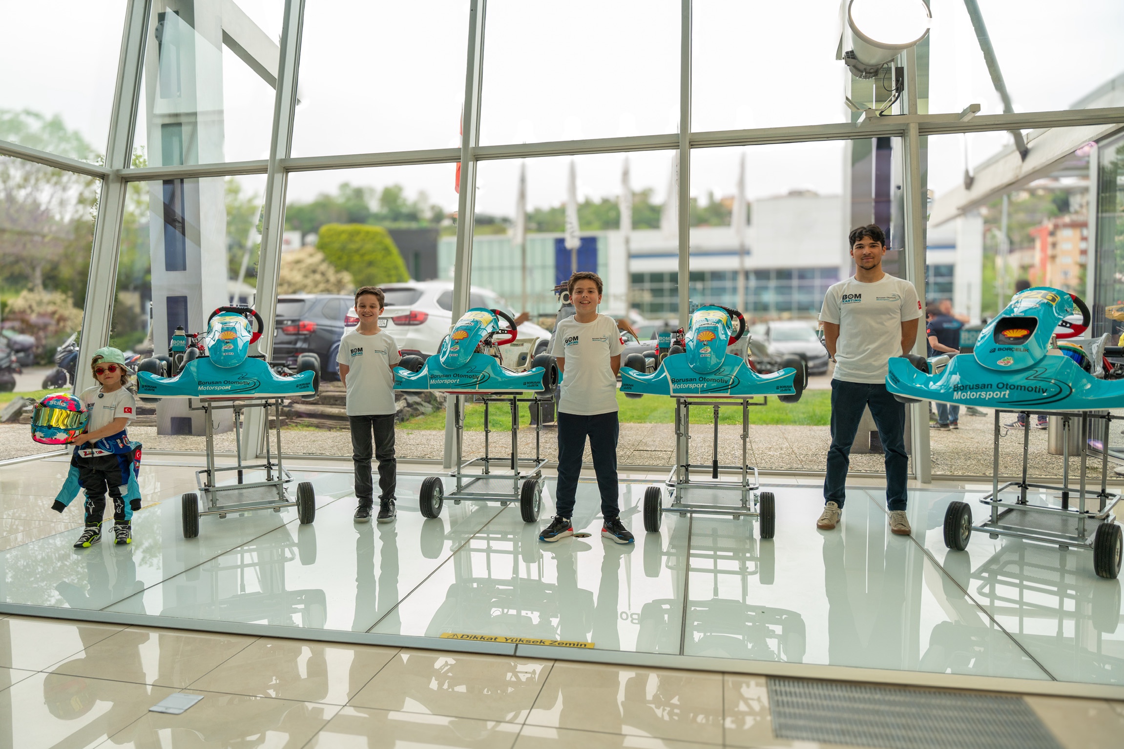 BOM Karting Türkiye  Pilotlarını Tanıttı