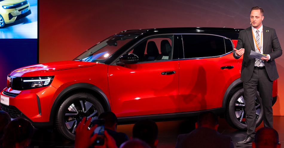 Frontera ile liderliği hedefliyoruz.