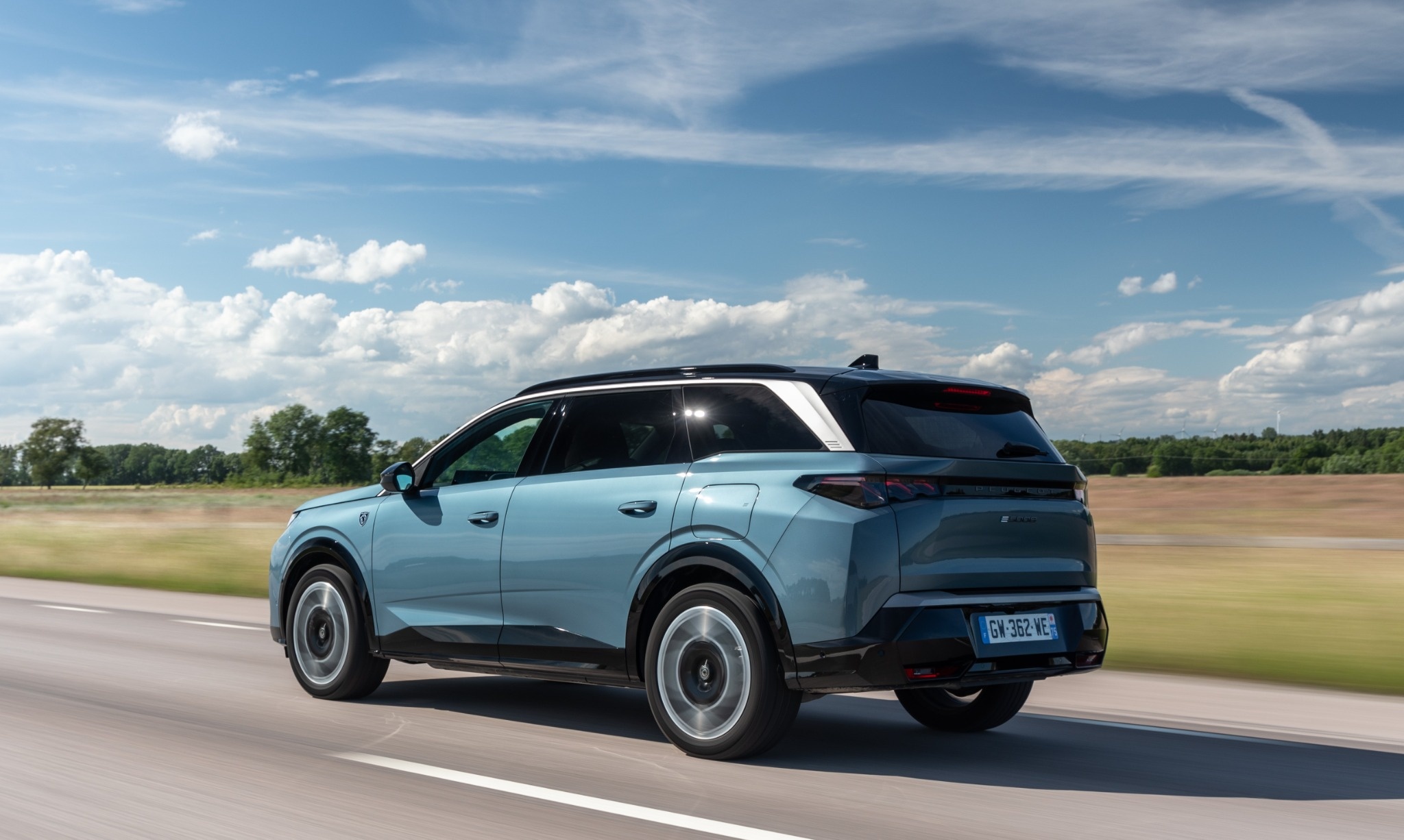 7 kişilik SUV modeline “Altın Direksiyon