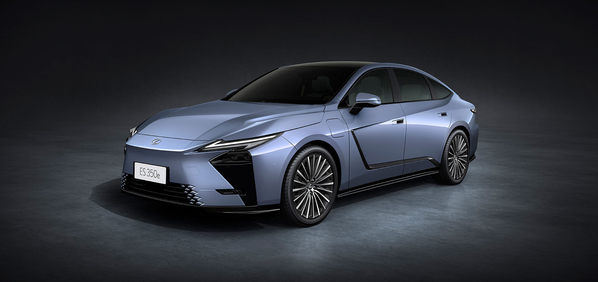 Lexus Yeni Nesil ES Modelini Dünya Prömiyeriyle Tanıttı