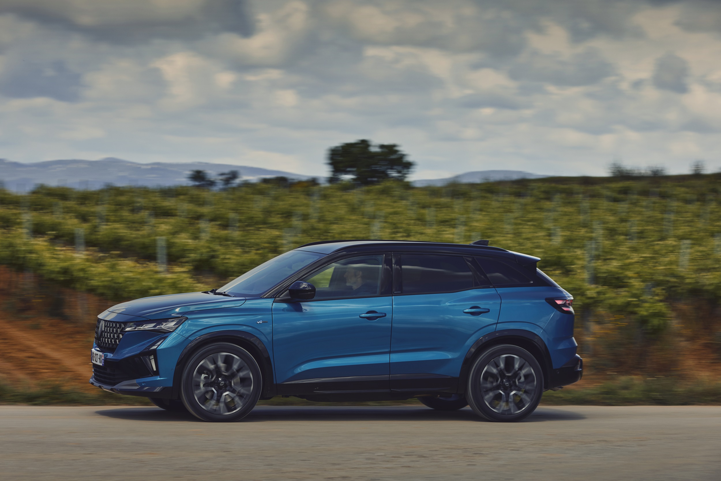 Yeni Renault Austral satışa  sunuldu