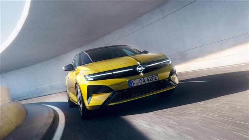 Opel yeni Astra modelini tanıttı